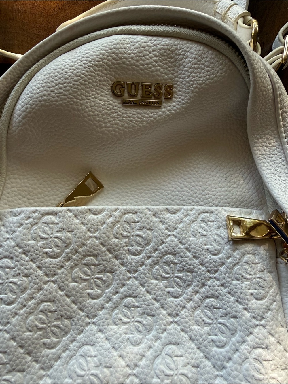 WHITE GUESS MINI BACKPACK PURSE - Picture 2 of 9